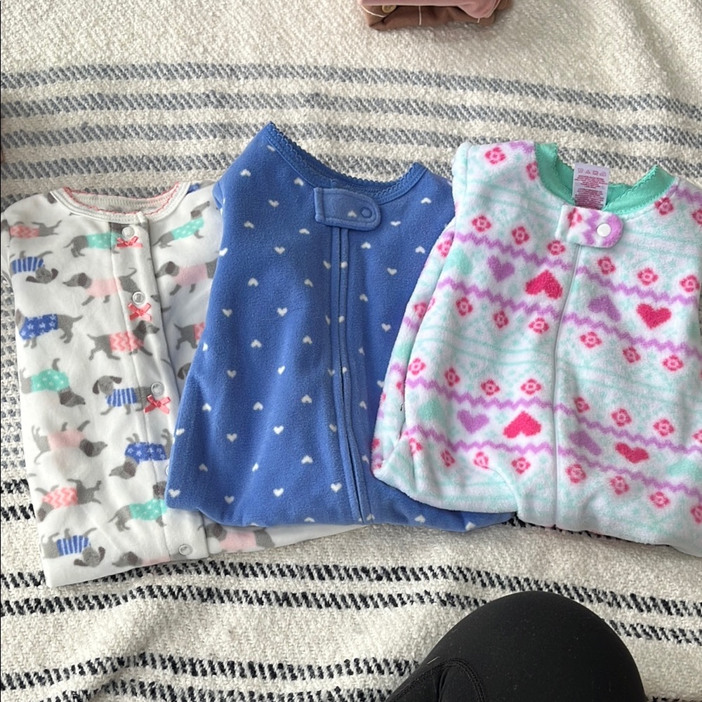 NEW (no tags) fleece pajamas, never worn